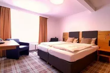 Отель Holländer Hof