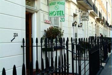 Otel Holly House