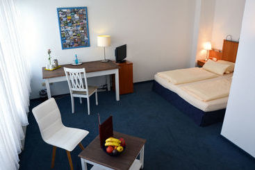 Отель Lex Im Gartenhof