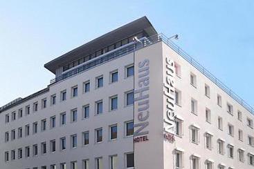 בית מלון כפרי Neuhaus Integrations