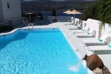 Scorpios Hotel & Suites