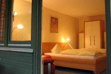 فندق Fünfjahreszeiten