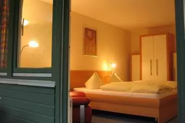 酒店 Fünfjahreszeiten