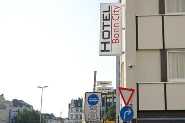 호텔 Bonn City