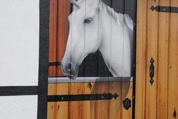 ホテル Hinter Den Spiegeln