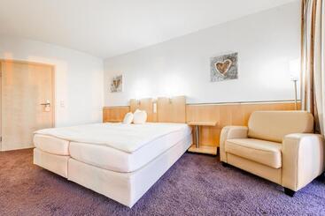 Hotell Raitelberg Resort