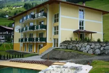 Und Aparthotel Almrösl