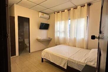 בית מלון כפרי Almirante Padilla