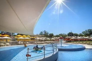 ホテル Camping Adria Mobile Homes Lanterna