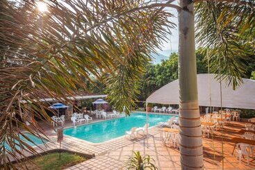 Hotel Familia Casa Blanca