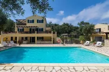 Huoneistohotelli Villa Elaia