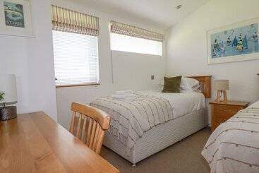 קוטג'' 6 Valley View