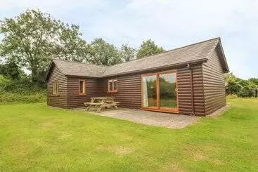 コテージ 64 Waterside