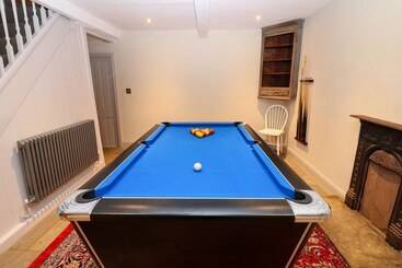 별장 Chandler House