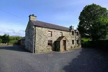 Mökkimajoitus Pen Y Bont