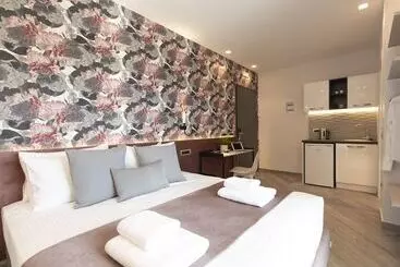 Frunze Luxury Apartments