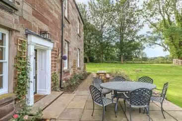 Mökkimajoitus Godscroft Hall