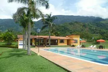 Hotel Campestre Lomas De Piedra