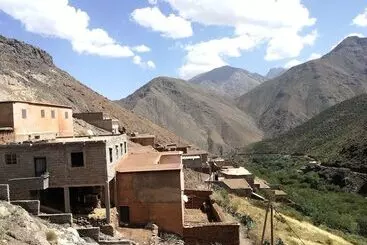 ペンション Auberge Matat