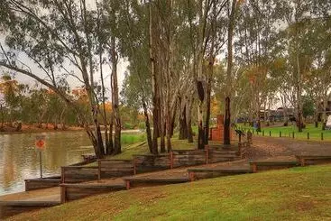 リゾートホテル Big4 Deniliquin Holiday Park
