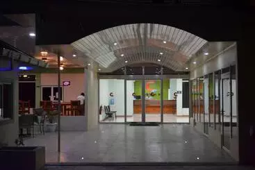 Hotel Caribbean Inn