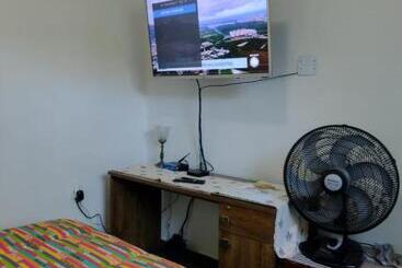 Отель Village Itaúna Inn