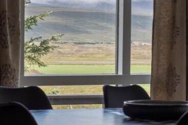 پانسیون Guesthouse Brekka