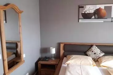 בית מלון כפרי Lindenhof