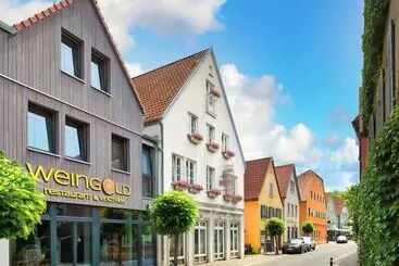 Hotel Müller Café & Wein   Mondholz