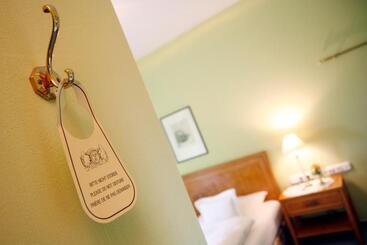 호텔 Restaurant Zum Landgraf