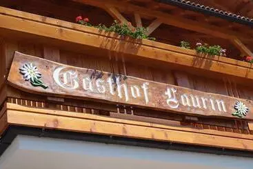 簡易ホテル Gasthof Laurin