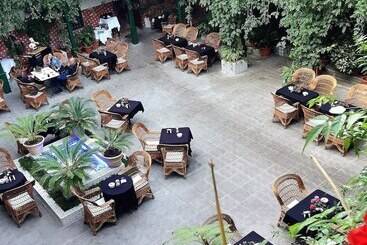 هتل Balneario La Encarnación