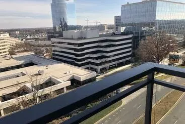 アパートホテル New World Stay