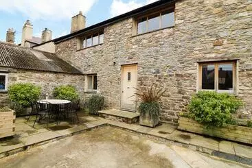 Cabane Old Armoury Barn