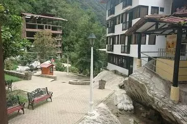 Hotelli Amaru Inn