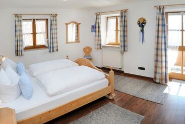 بنسيون Dammerer Hof