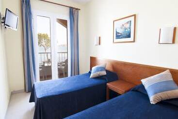 هتل Apartamentos Niza