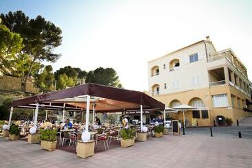 Hotel Apartamentos Niza