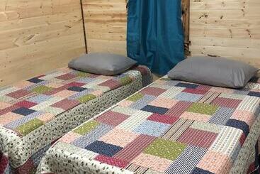 ホテル Tale Chasers Outdoor Guides