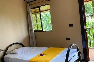 Hostelli Essence Arenal Spa & Yoga