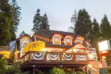 Aamiaismajoitus (B&B) Arrowhead Lake Inn