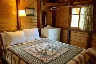 Mökkimajoitus Fairmont Creek Property Rentals Timbers Resort