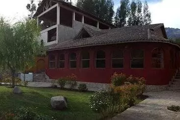 Flying Dog Hostels Urubamba