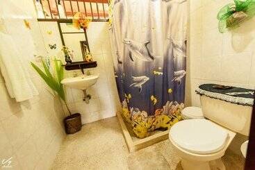 فندق فئة نجمة واحدة Posada Los Delfines