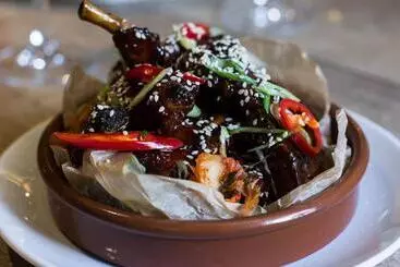 Hostal The Fenwick Steak & Seafood Pub