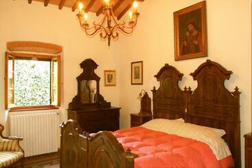 בית מלון כפרי Agriturismo Villa Augusto