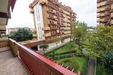 Pensione House University