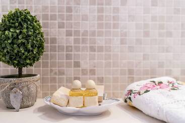 膳宿费 Relais Mondotella