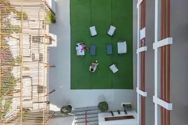 هتل Residencial Los Frayles