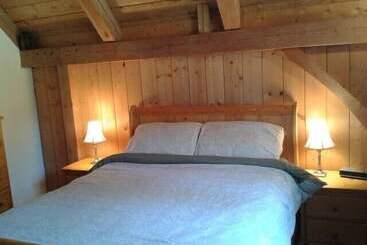 קוטג'' Spring Cove Cabins